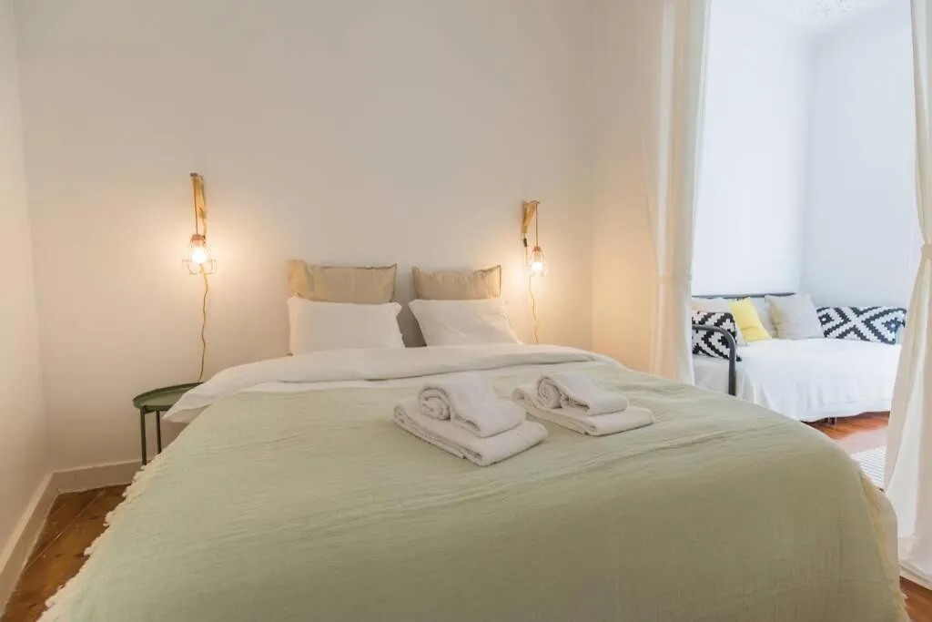 135 A - Stay In Tranquil Flat In Alfama Near Se And Castle Lisbon 0*,  Portugal