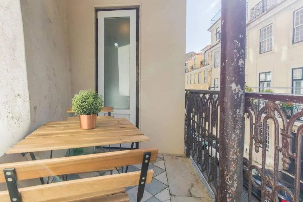 Apartment 135 A - Stay In Tranquil Flat In Alfama Near Se And Castle Lisbon